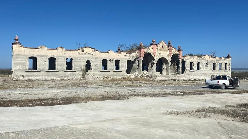 Dan mantenimiento a zona donde fue fusilado Agustín de Iturbide en Tamaulipas