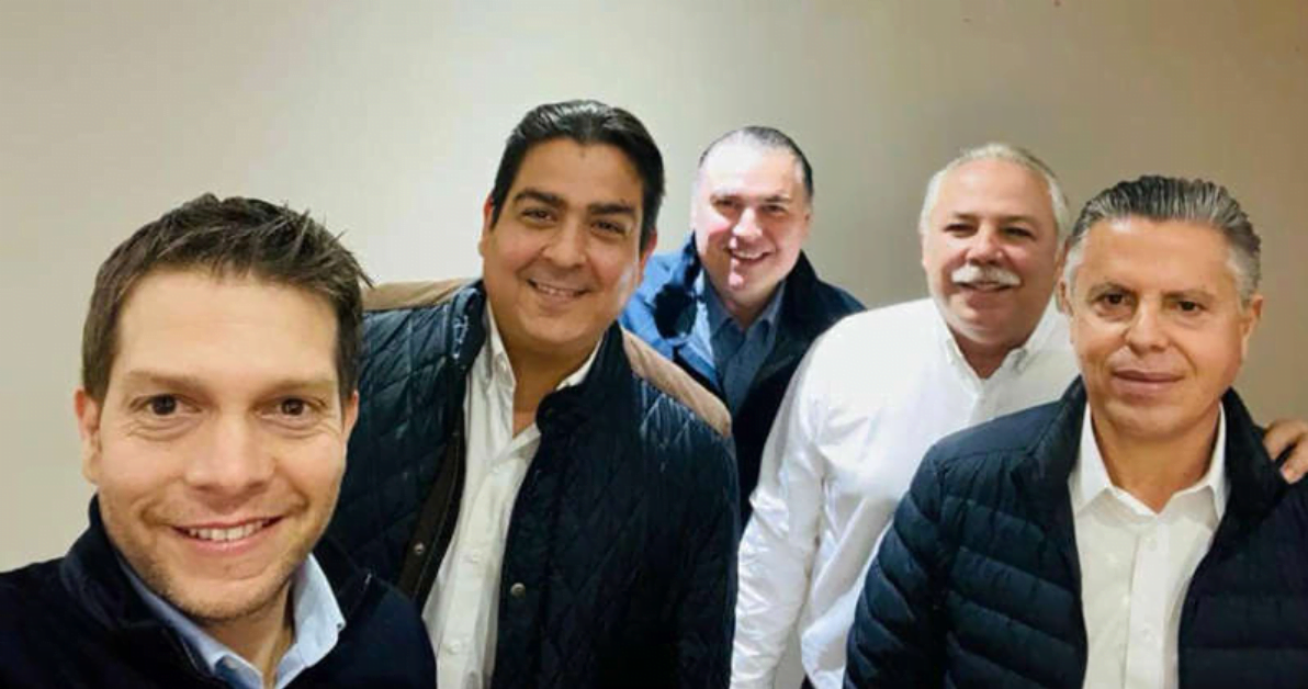 Presidente estatal del PAN se reúne con aspirantes a candidatos a Gobernador