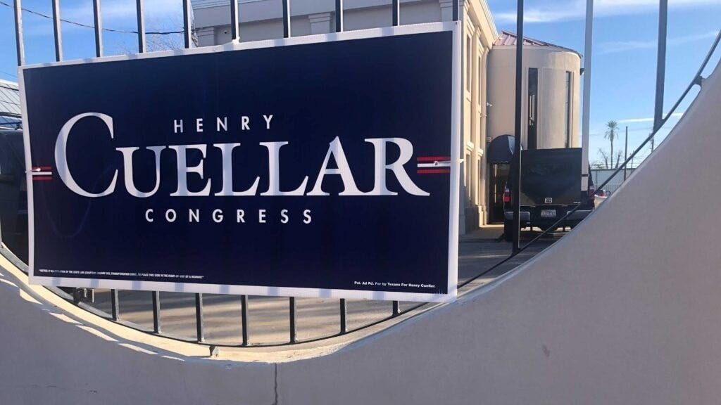 Catean propiedades del Congresista Henry Cuellar en Laredo, Texas