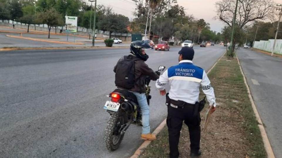 Reconocen Mesas Ciudadanas descuento del 100% en pago y canje de placas para motocicletas