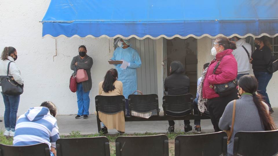Salen positivos a covid 6 de cada 10 personas que se hacen la prueba en la jurisdicción sanitaria No. 2
