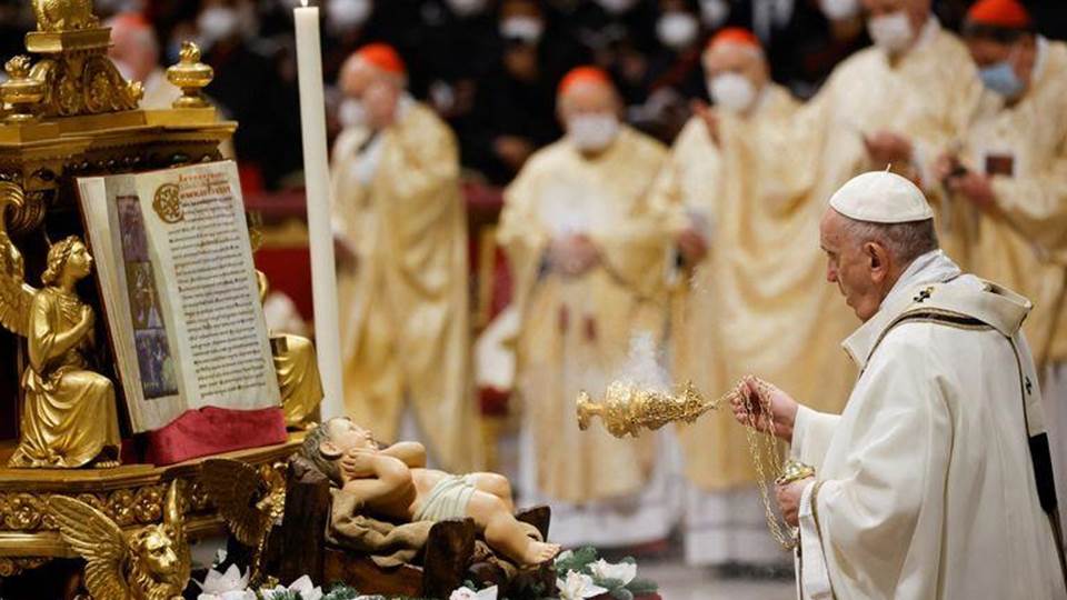 El papa critica a quienes se oponen a los cambios en la Iglesia Católica