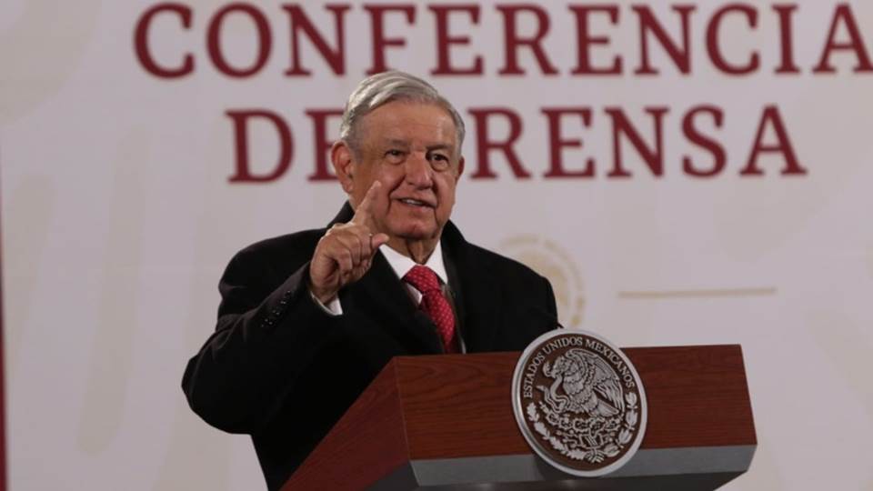 Dos medicamentos orales contra covid aprobará Cofepris; anuncia AMLO