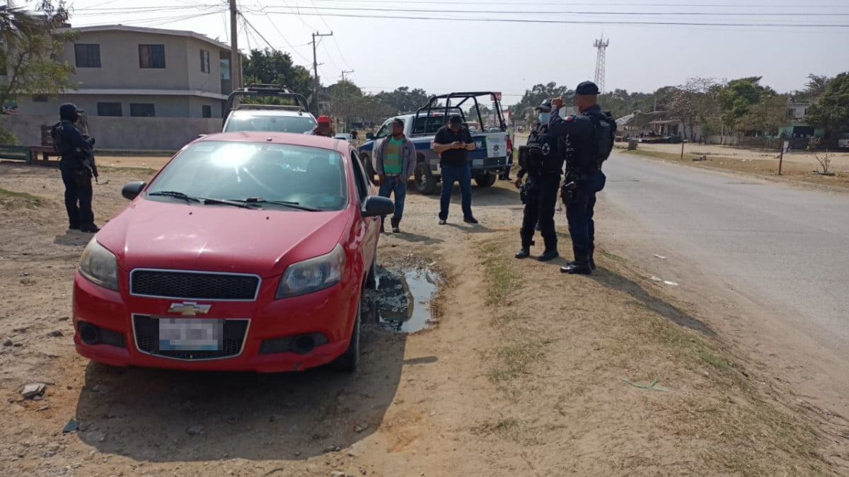 Recuperan en Altamira vehículo con reporte de robo, chofer fue detenido