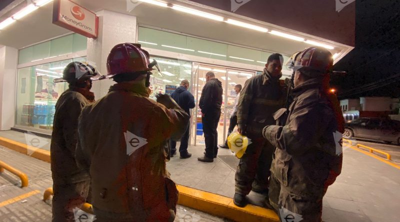 Evacuan por olor a gas a Farmacia Guadalajara en Matamoros