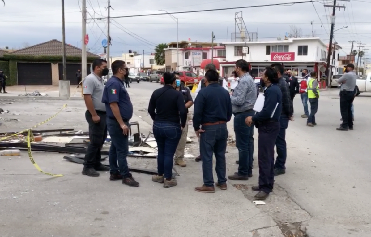 Llegan autoridades federales a 7 eleven de Matamoros 