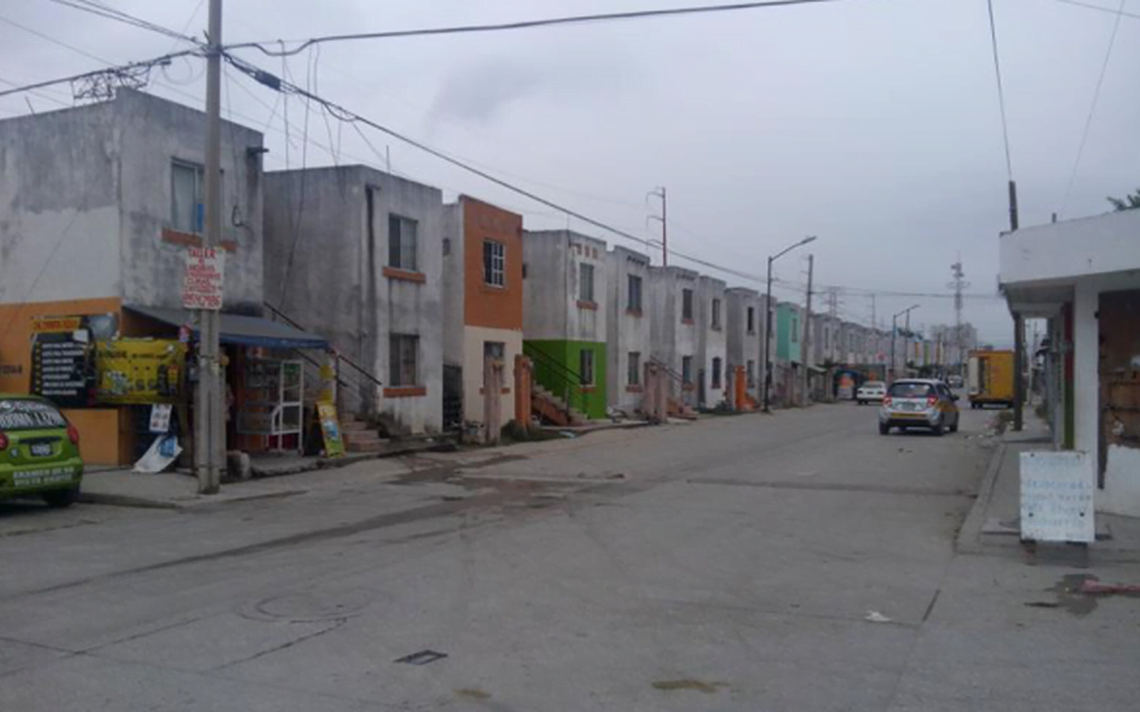 Robo de lámparas y objetos en colonias de Altamira