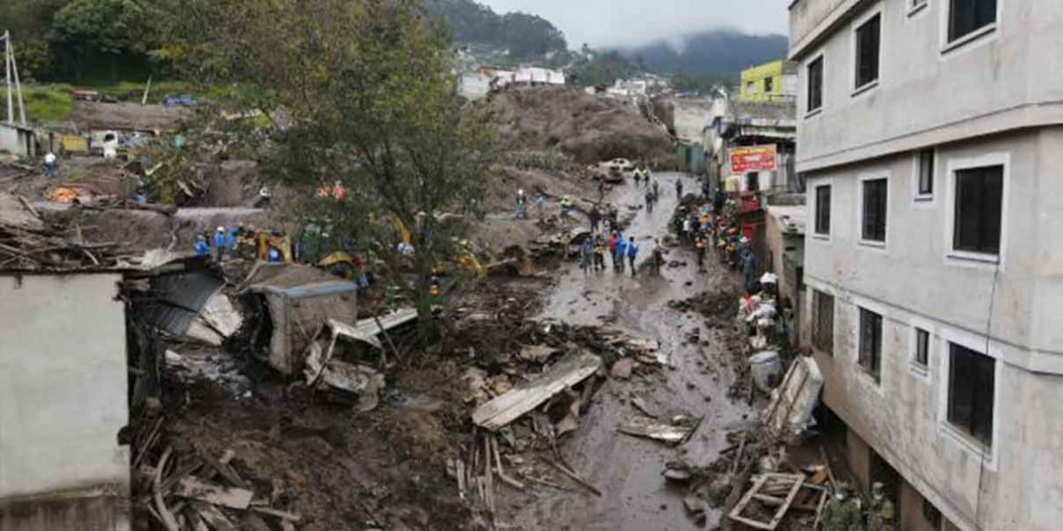 24 muertos a causa de un deslave en Ecuador; declaran tres días de luto