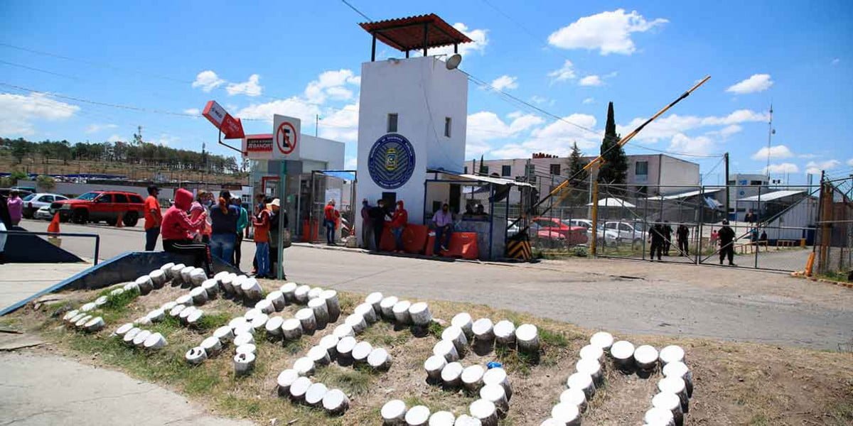 Vinculan a proceso a 17 funcionarios por hallazgo de bebé muerto en Puebla
