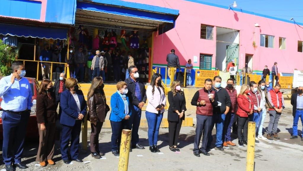 Acuerdan Lalo Gattás y locatarios ir al rescate del Mercado Argüelles