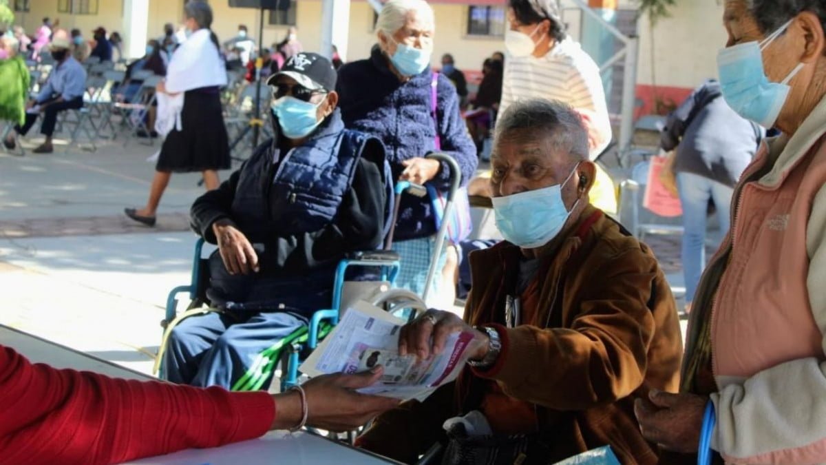 Adelantan pagos a adultos mayores y becas en Tamaulipas, por elecciones