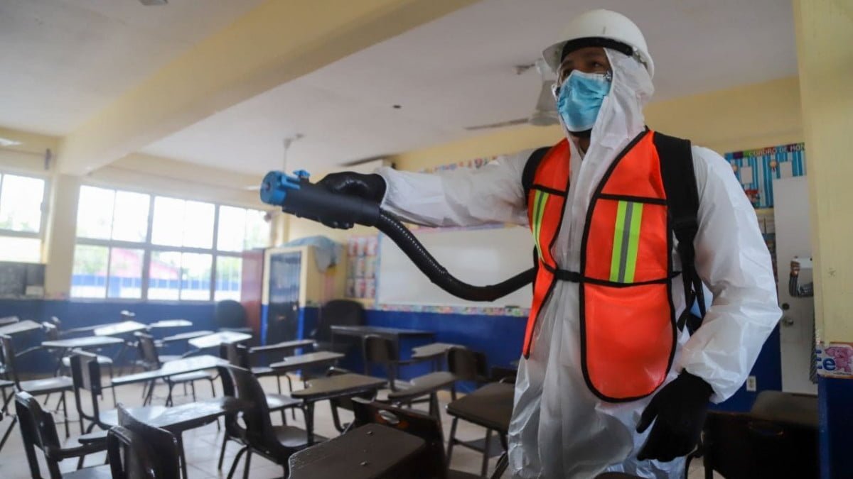 155 escuelas de Altamira son sanitizadas ante el regreso a clases presenciales