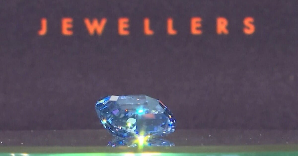 Un diamante azul de 48 mdd será subastado en Hong Kong