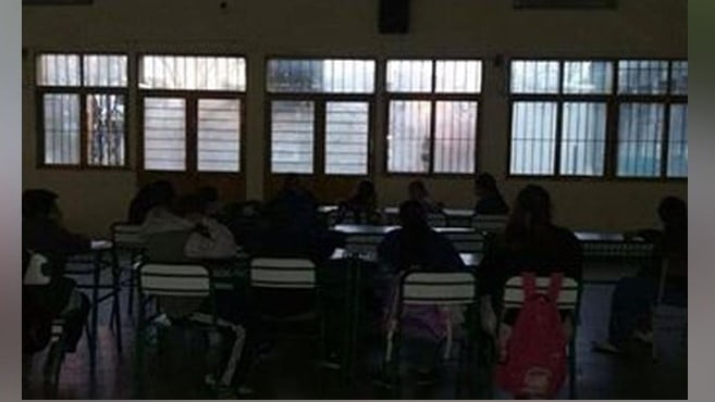En espera de Luz eléctrica para escuelas en Tampico