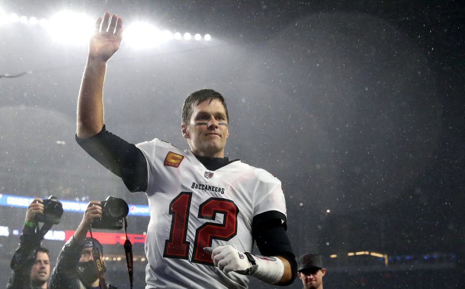 Tom Brady anuncia oficialmente su retiro de la NFL