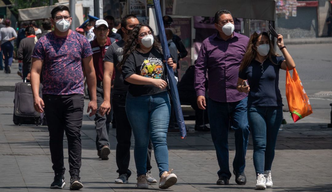 México suma siete semanas con reducción de casos COVID: Gatell