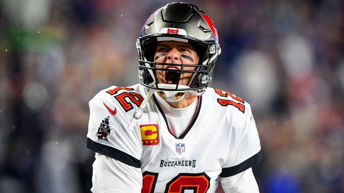 Tom Brady sale del retiro y va por su temporada 23 en la NFL