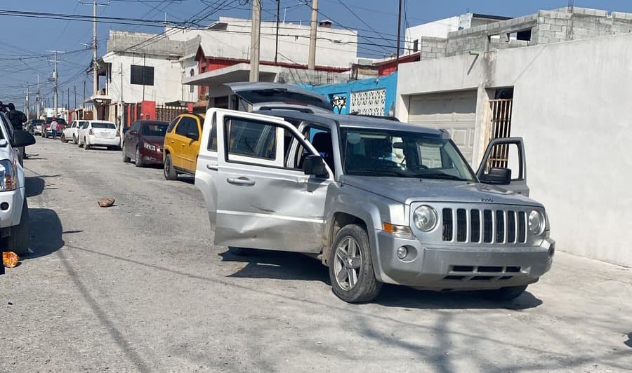 Tras persecución y tiroteo aseguran en Reynosa falsos uniformes de GOPES