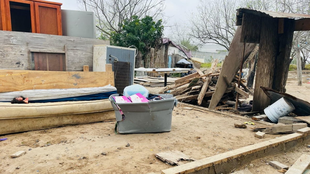 Tras fuertes vientos, familia de Matamoros se queda sin hogar