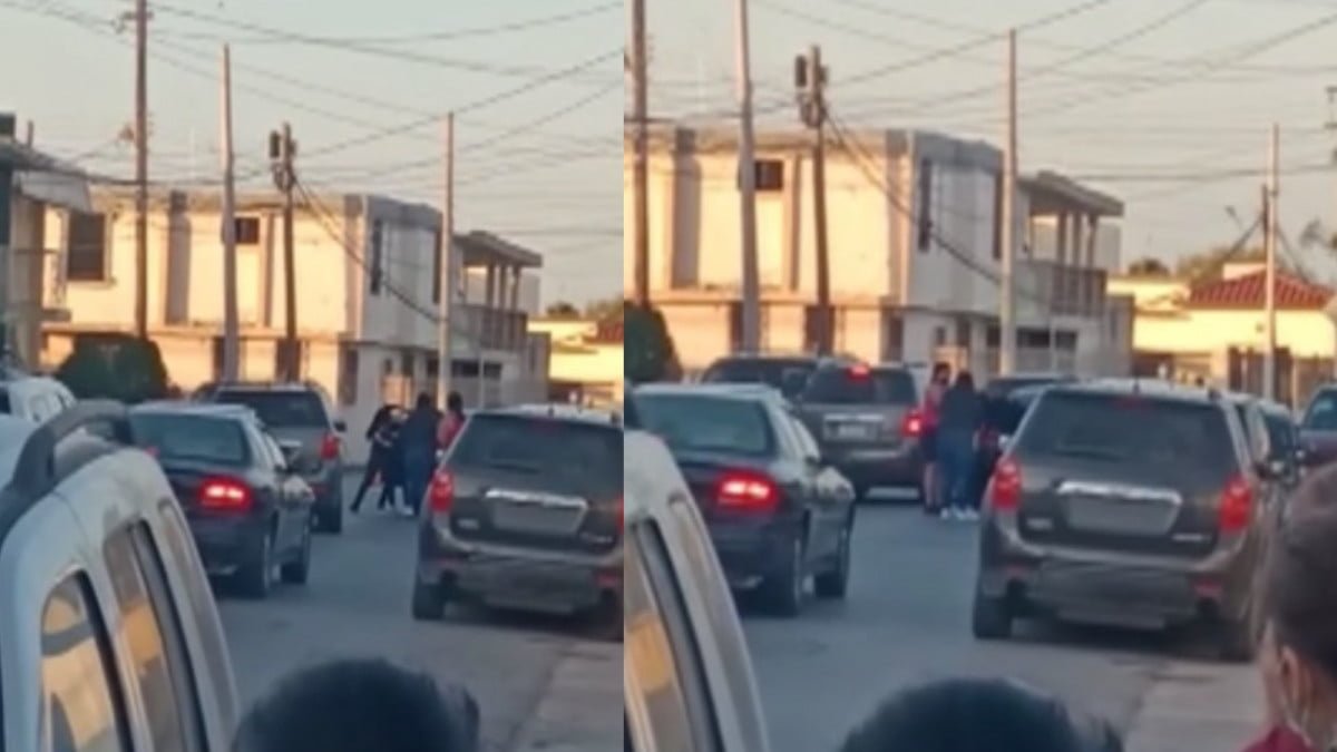 Madres se agarran a golpes al dejar a sus hijos en escuela