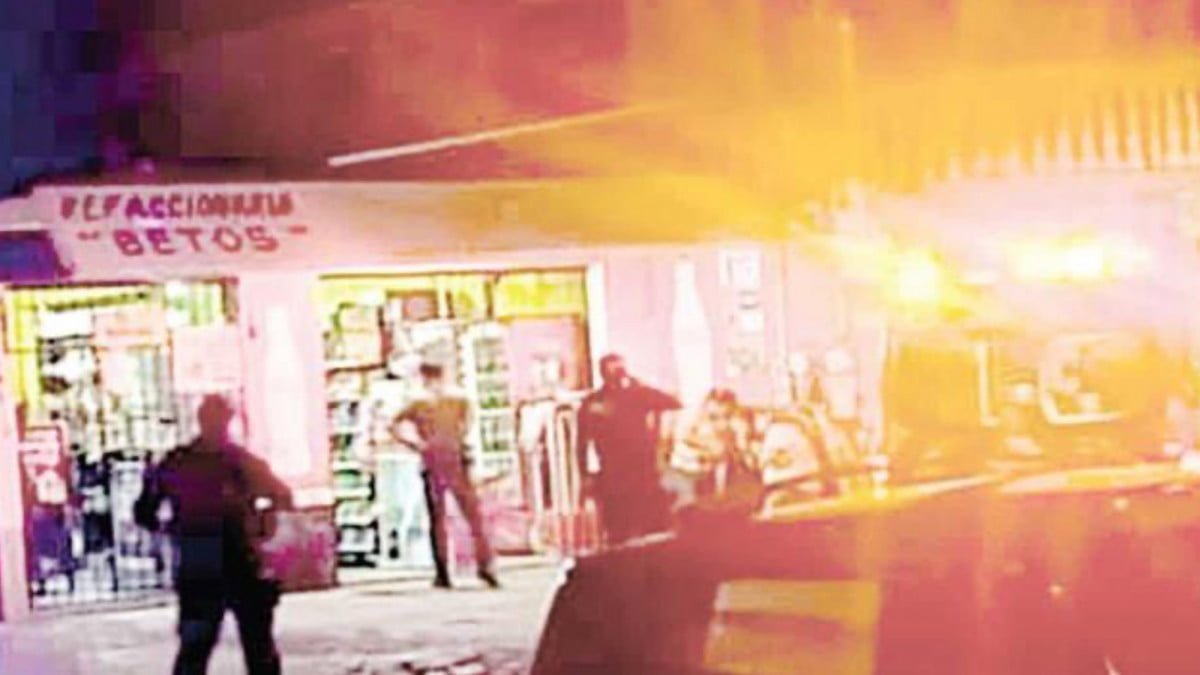 Asaltan refaccionaria y terminan asesinado a joven empleada