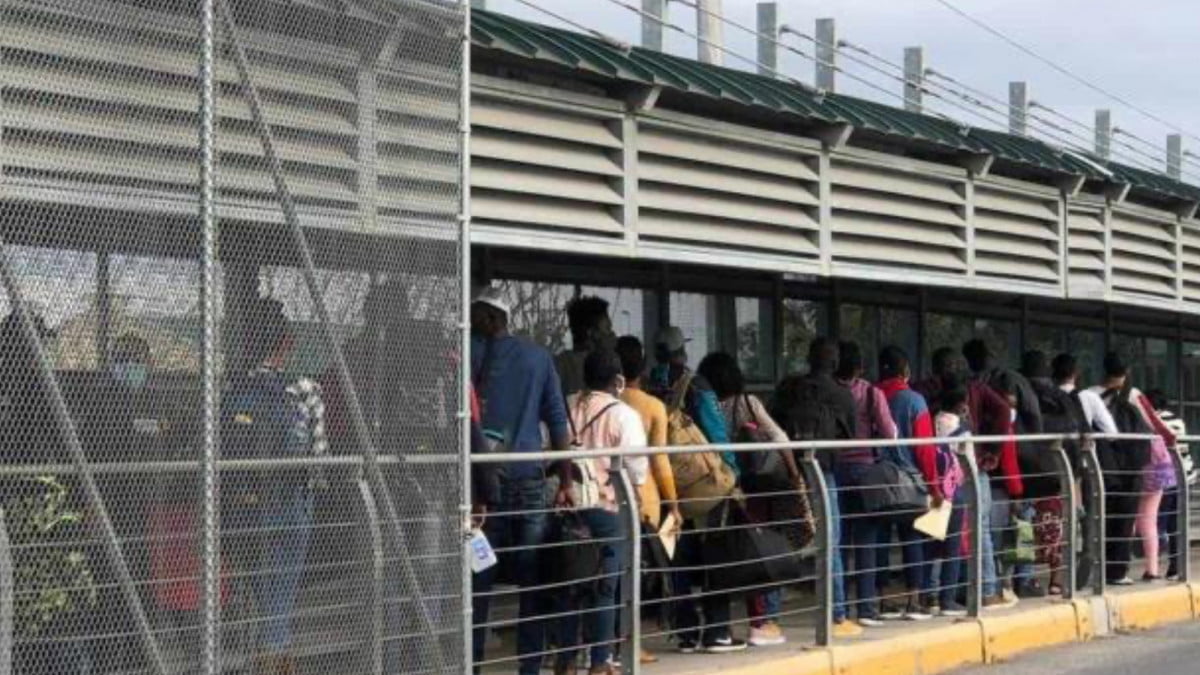 Migrantes cumplen el sueño americano tras un año de espera