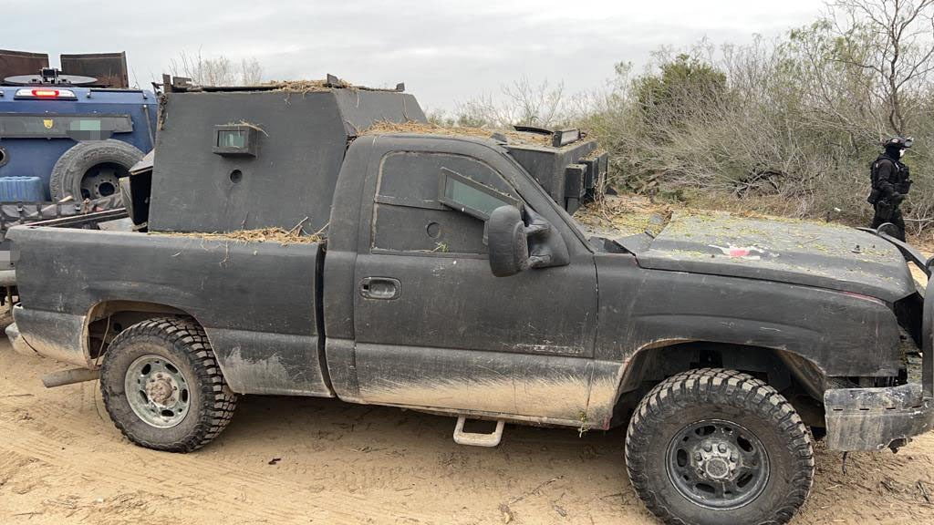 Policía Estatal y GOPES aseguran armas, cartuchos, cargadores y vehículos en Reynosa y la zona ribereña