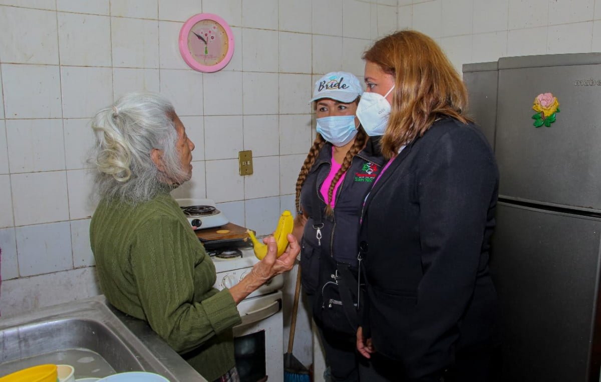 DIF Madero brinda apoyo a mujeres de la tercera edad en condiciones vulnerables