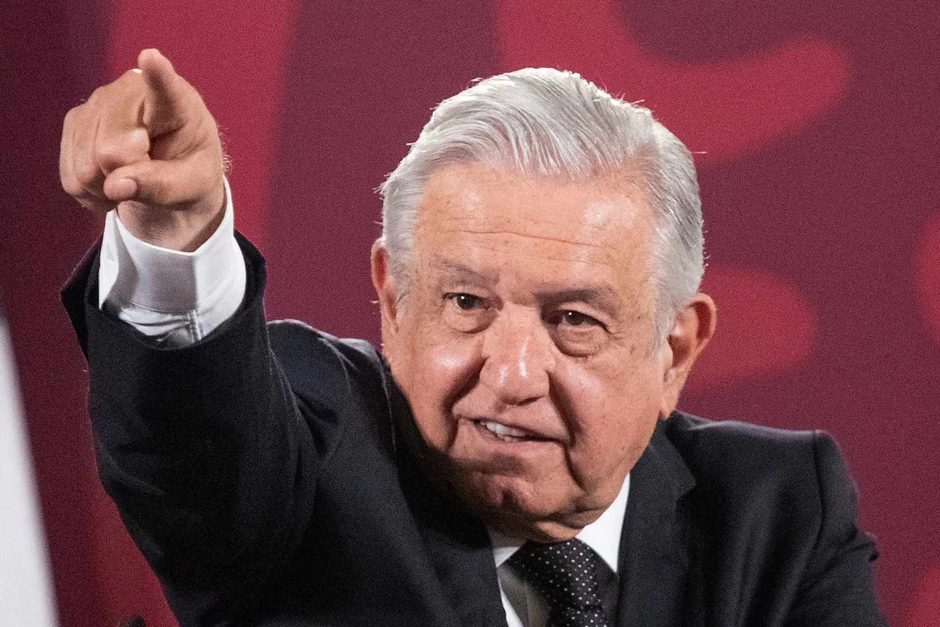 AMLO calcula que en México hay “como 25 o 30 millones” de conservadores