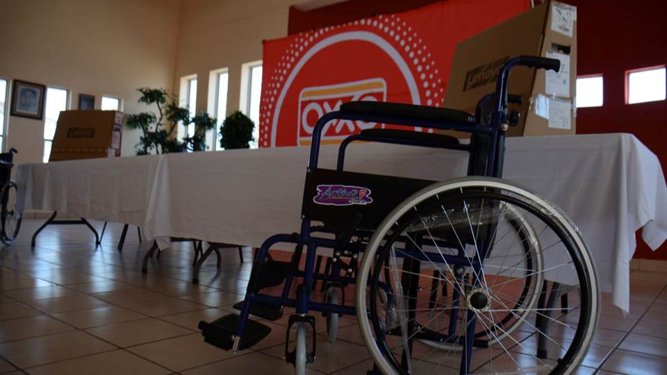 Recibe Sistema DIF Nuevo Laredo donativo de tiendas Oxxo
