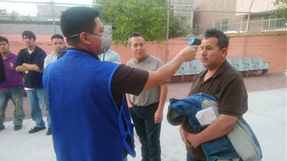 Aplican cuarentena a personas que llegan a Casa del Migrante