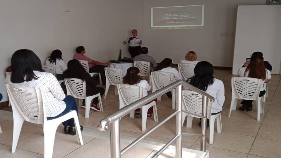 Previenen violencia de genero a través de conferencia en Ciudad Madero