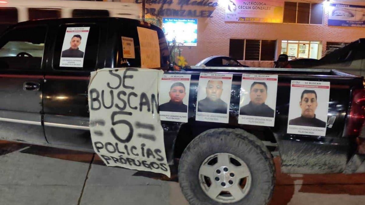 Ofrecen 300 mil de recompensa por policías estatales involucrados en asesinato