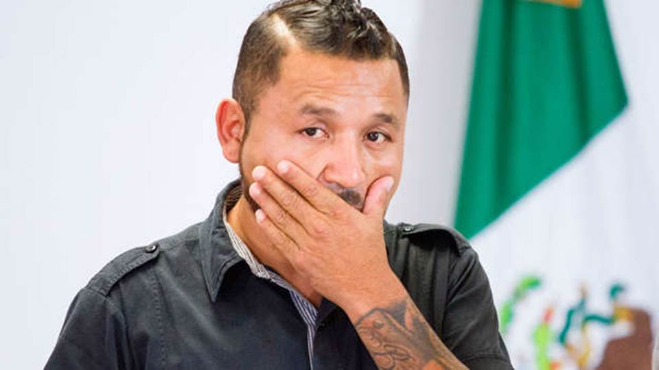 Hallan cuerpo calcinado al interior de una camioneta; investigan si pertenece a “El Mijis”