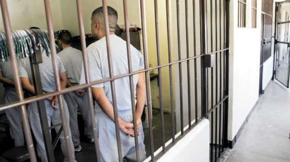 Reos de Tamaulipas son trasladados a penales de Coahuila