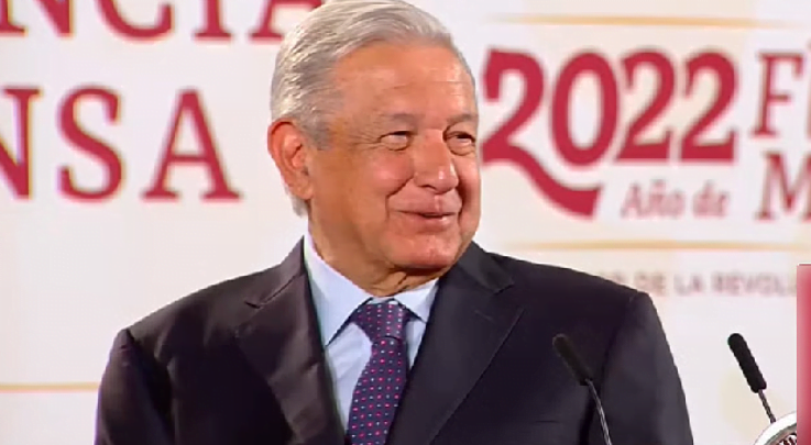 “Como a 20 kilómetros, menos”; AMLO revive chiste de Peña Nieto