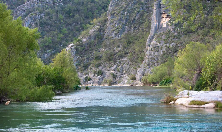 ¡Tragedia en Jaumave! Campesino muere ahogado en el río Nogales