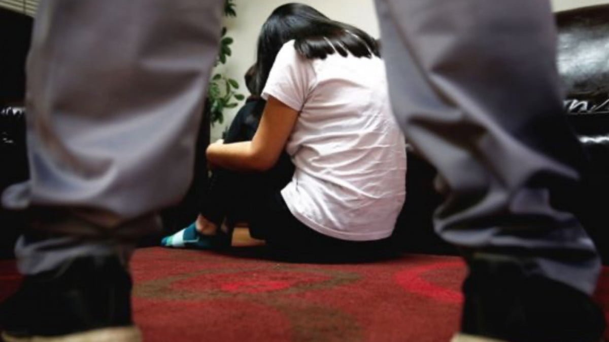 Abusó de su hijastra durante dos años y ahora podría quedar libre