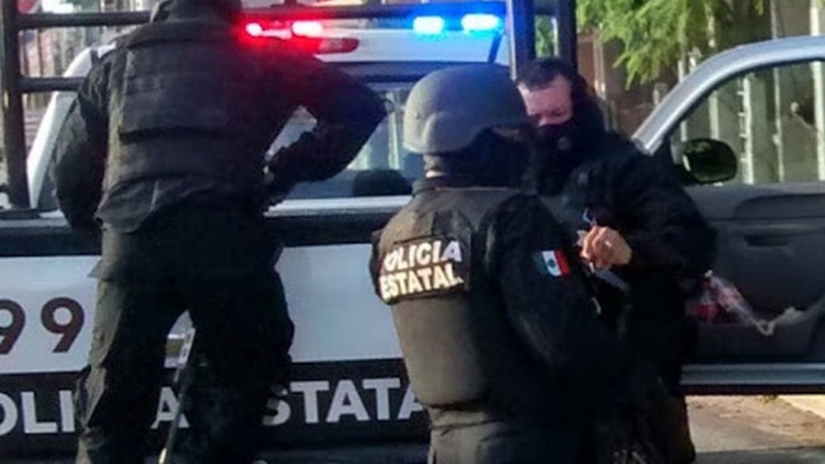 Estatales recuperan automóvil robado en Cd. Victoria