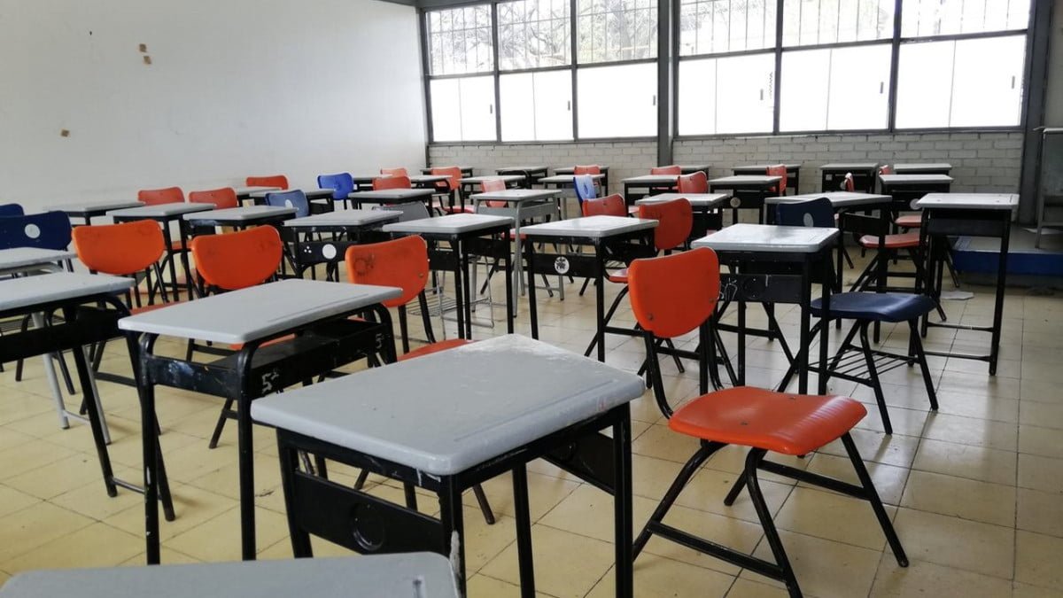 Por falta de maestros, alumnos no han retomado clases  
