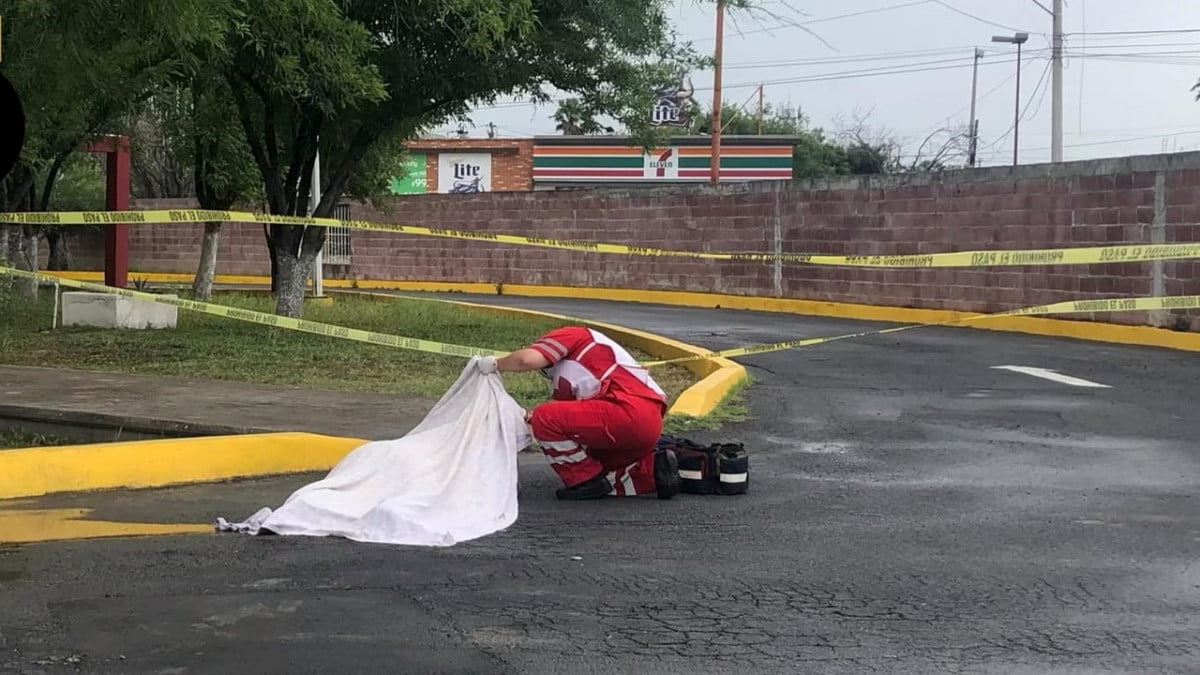 Joven es asesinado a balazos y abandonan su cuerpo en velatorio