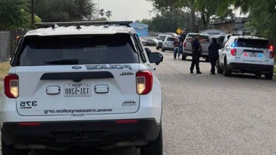 Encuentran a mujer sin vida en su departamento, tenía múltiples mordidas