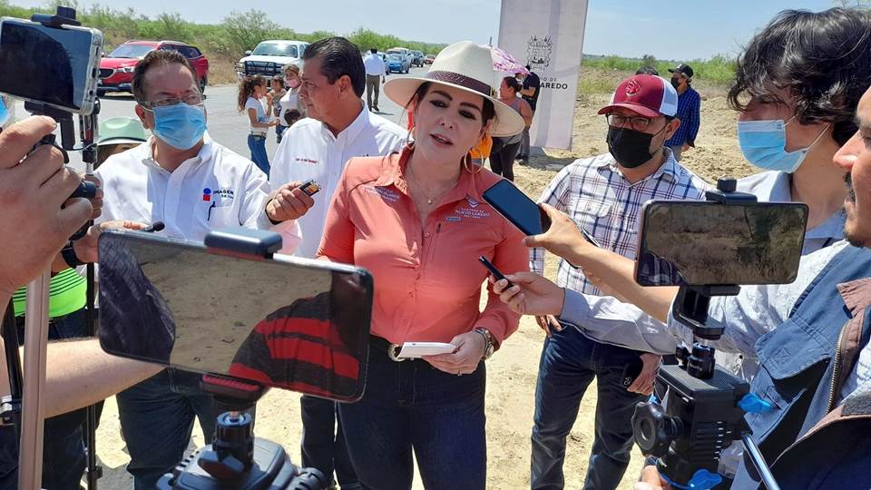 Pone en marcha Carmen Lilia Canturosas Villarreal más obras en beneficio del pueblo