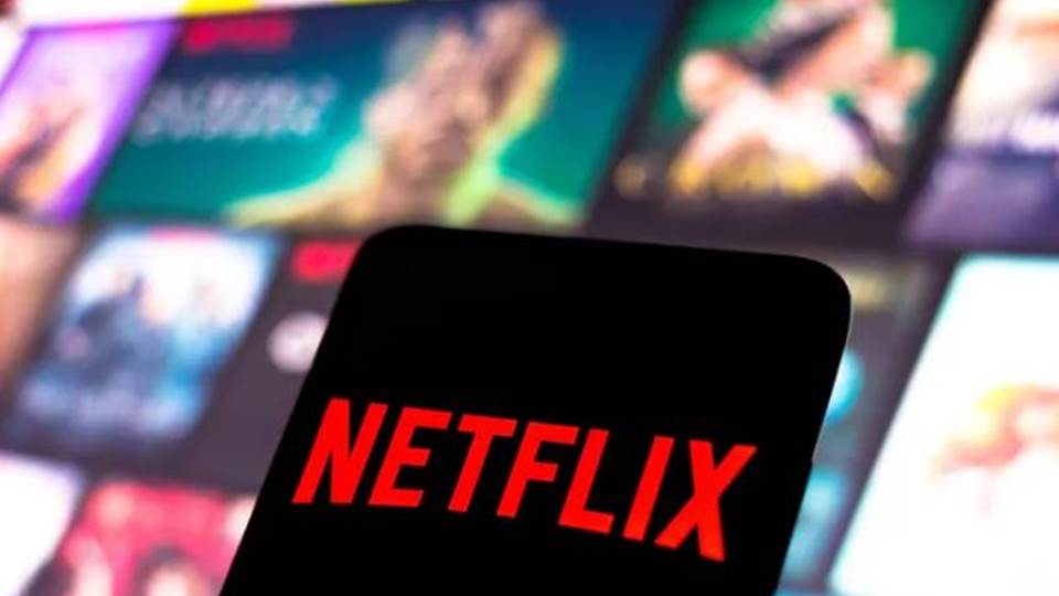 Inversionistas pierden confianza en Netflix tras sorpresiva caída en el número de suscriptores