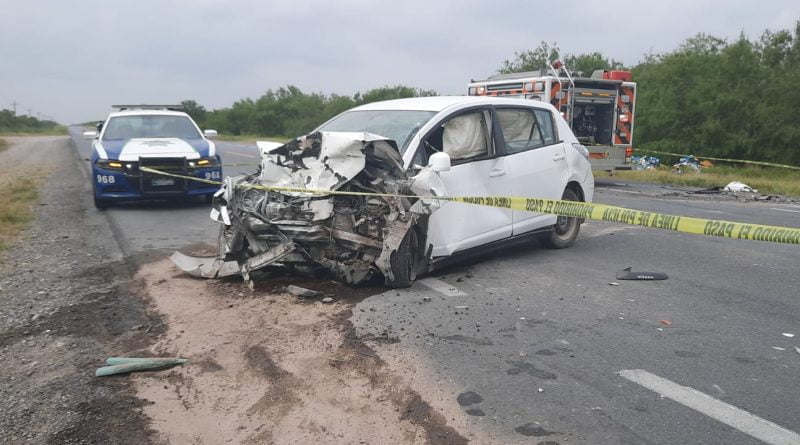 Mueren dos abuelitos tras encontronazo en carretera Reynosa-San Fernando