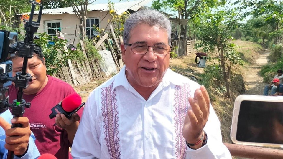 “Yo no pediré licencia”: Armando Martínez