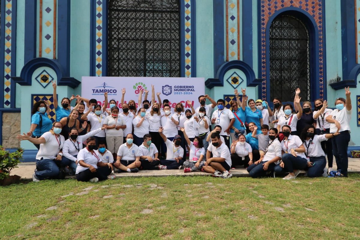 Celebran alumnos del DIF Tampico el Día del Estudiante