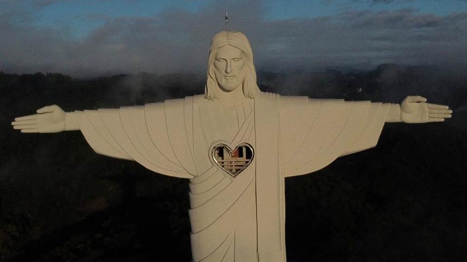 Una nueva e imponente estatua de Jesucristo en Brasil