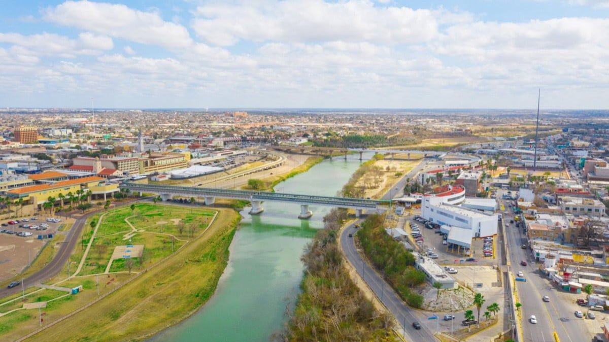 Promueven gobierno de Nuevo Laredo ventajas de la ciudad con prontuario y revista