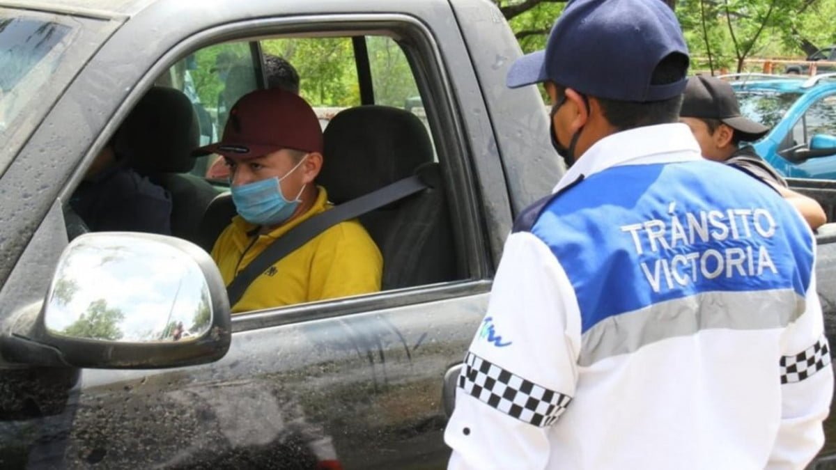 Vinculan a proceso a 5 Agentes de Tránsito por abuso de autoridad